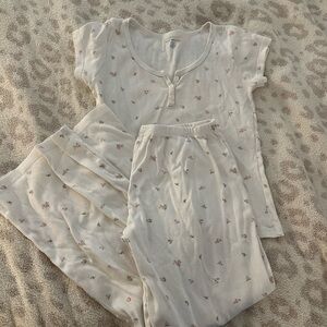 Brandy Melville floral Pajamas Set